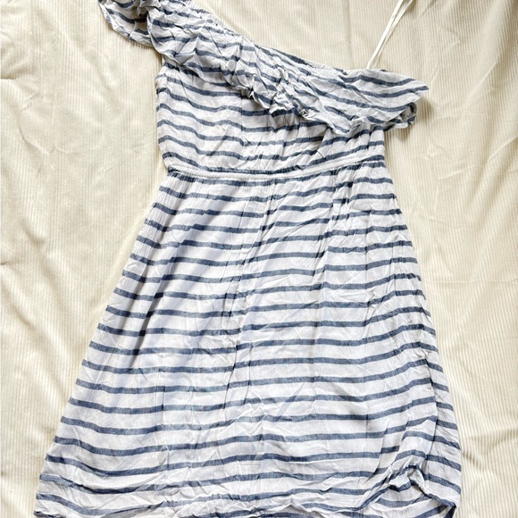 Old Navy Dresses & Skirts - Old Navy Blue and White Striped One Shoulder Ruffle Dress- Size M